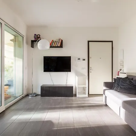 Luxury With Terrace - Forze Armate Milan