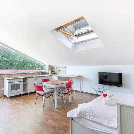 Alessia's Flat - Affori Milan
