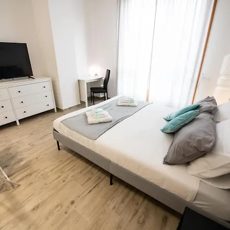 ! Tiffany ! Cinema - Metro 5 Min - 70mq Apartman Milánó