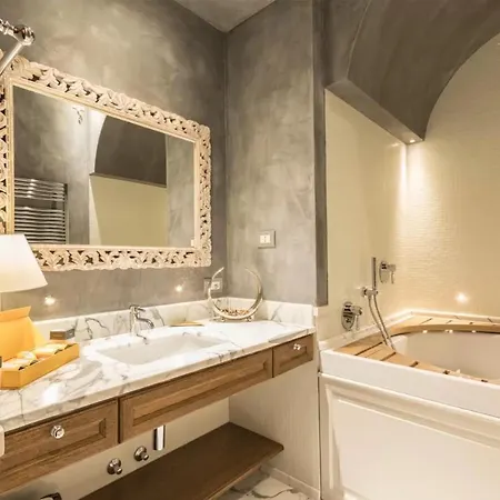 Italianway - Borgonuovo 12 Apartment *