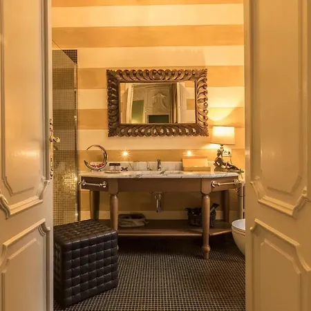 Apartment Italianway - Borgonuovo 12 *