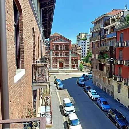 Апартаменты Charming Design Into Navigli District Милан