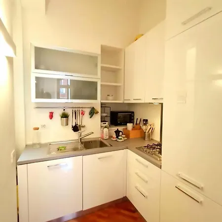 Charming Design Into Navigli District * Милан