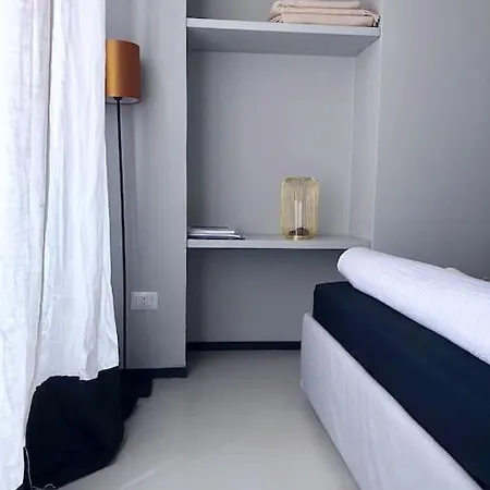 Brera Luxury Cozy Flat! * Milánó