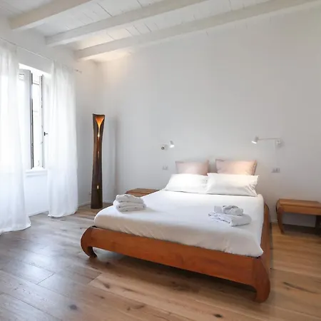 Apartment Primopiano - De Castillia 20 Milan