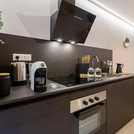 Battle Kitchen Loft Lägenhet Milano