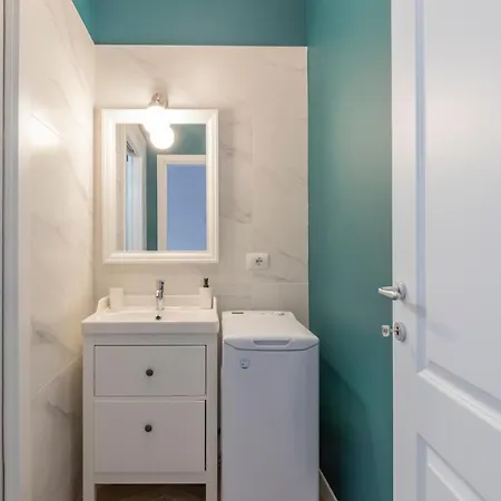 Luxury In Downtown - Curtatone 4 * Milan