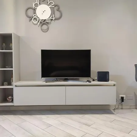 Ampio Bilocale In Zona Porta Vittoria / Corso Lodi Apartment Milan