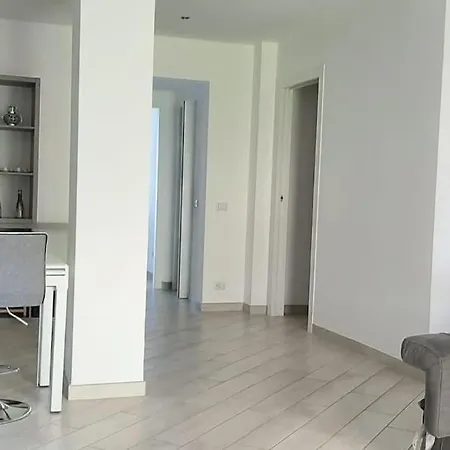 Apartment Ampio Bilocale In Zona Porta Vittoria / Corso Lodi *