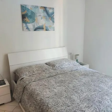 Ampio Bilocale In Zona Porta Vittoria / Corso Lodi * Milan