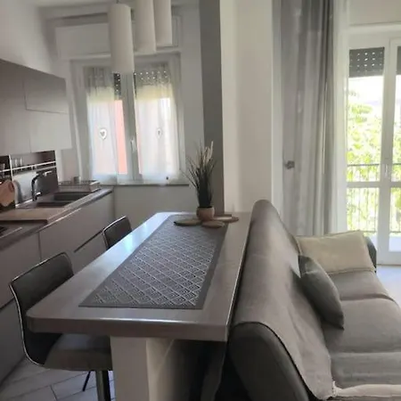 Ampio Bilocale In Zona Porta Vittoria / Corso Lodi Apartment *