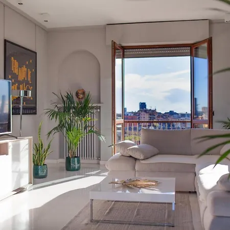 Stelvio Rooftop - Penthouse Skyline With Terrace And Jacuzzi * Milan