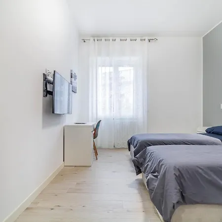 Casaballi Mm3 Trilocale * 밀라노