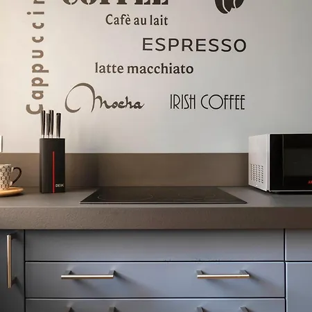 Elegant By Duomo Center - 2 Bd - 5 Guests