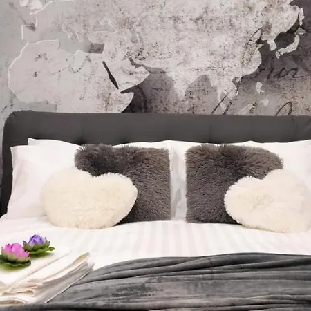 Center Porta Romana 4*