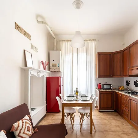 Apt Vicino Metropolitana Porta Romana, 4 Minuti Da Duomo, Free Wifi&netflix Apartmán