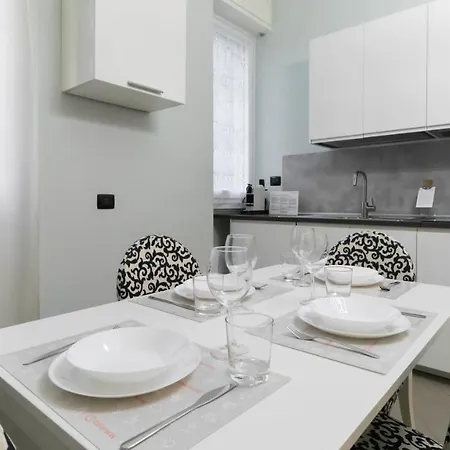 Italianway - Martinetti 21 * Milan