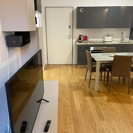 Number House - Number 20 ミラノ