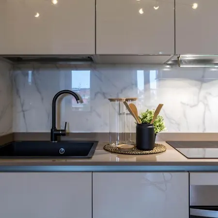 Corso Buenos Aires Elegant 5 Stars