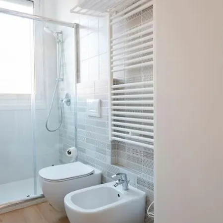 Modern House Dergano A 150 Metri Metro * ミラノ