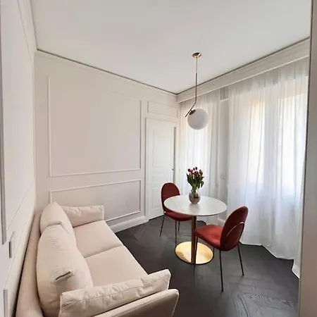 Elegante In Zona Tortona-solari *