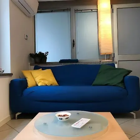 Apartment Cozy And Quiet In The Heart Of Milan