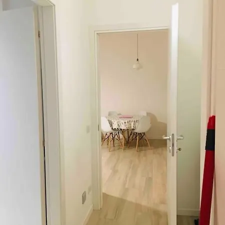 Bilocale Fiera Mailand