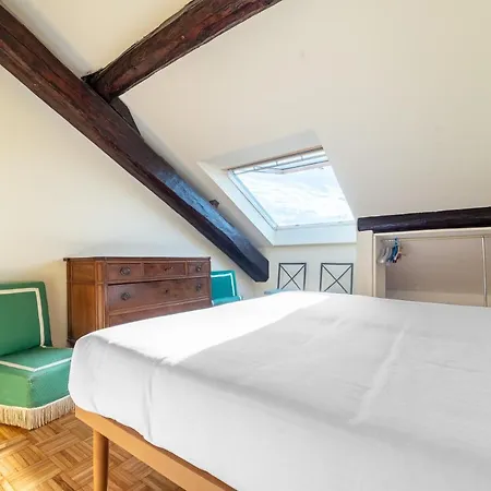 Brera - Sella Charme Castle View Apartment Milan