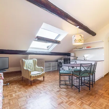 Apartment Brera - Sella Charme Castle View *