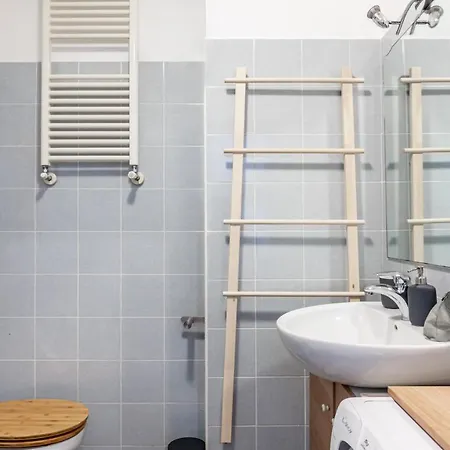 Easylife - Accogliente Monolocale In Zona Ripamonti *