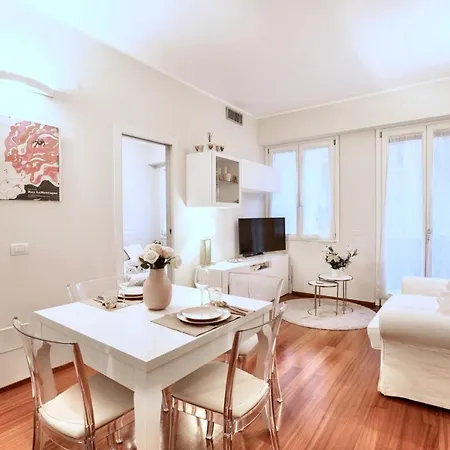 Easylife - Elegante Bilocale A Due Passi Dal Colorato Quartiere Di Porta Venezia Daire *