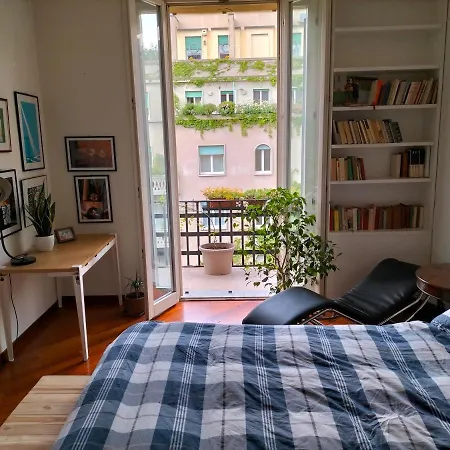 Gæstehus Stanza Nr 4 In Incantevole In Zona Solari Milano