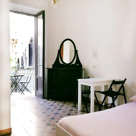 La Casa Della Zia Pensión Milán