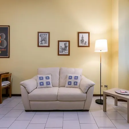 Paolo Mantegazza By Halldis Apartman *