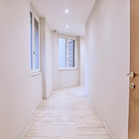 Easylife - Elegante Bilocale A Due Passi Dal Colorato Quartiere Di Porta Venezia * Milano