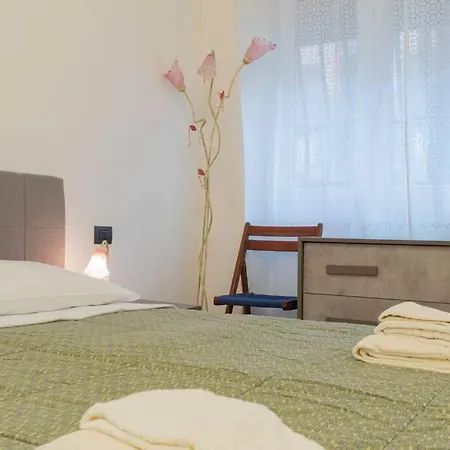 Apartment Solari 5 Guest - Posizione Ottima - Wi-fi