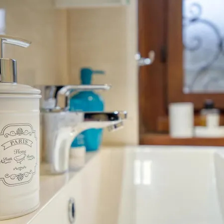 Guesthost - Urban Relax, Bilocale Di Charme In Zona Moscova X3