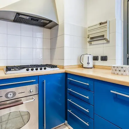 Appartamento Beplace In Dateo Milano