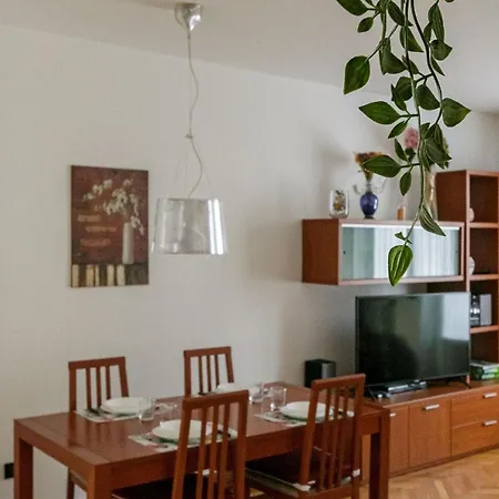 Mac Mahon - Two Bedrooms * Milan
