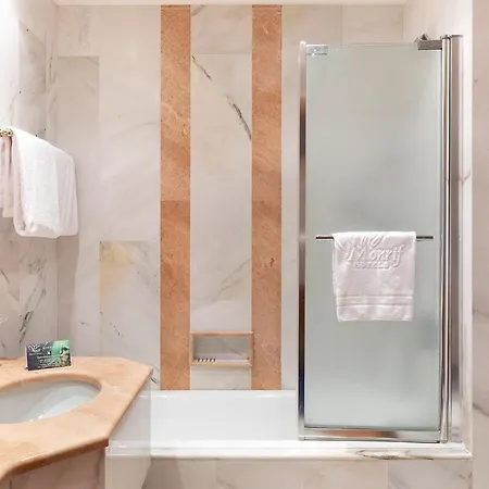 Hotel Royal Garden Milano 4*