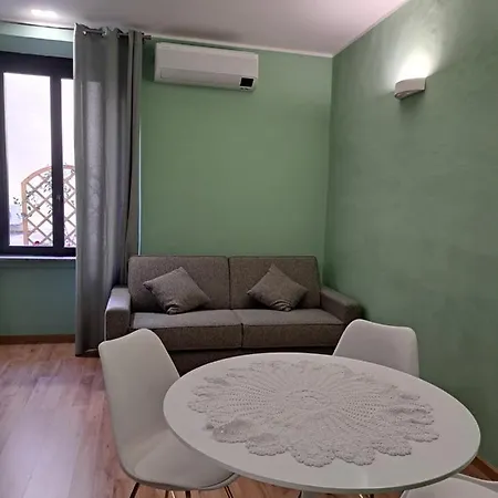 2 Via Fabio Mangone Apartamento