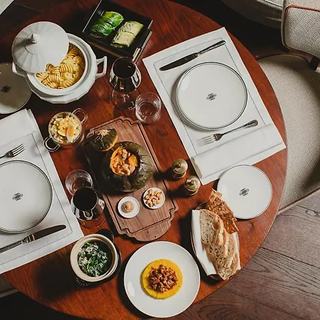 Portrait - Lungarno Collection