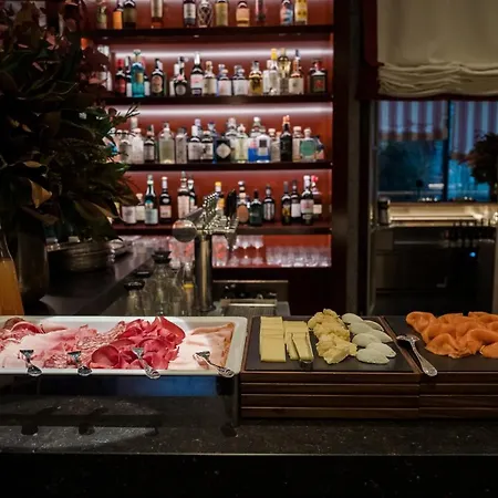 ホテル Portrait - Lungarno Collection