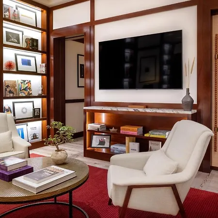 Portrait - Lungarno Collection