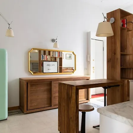 Youhosty - Ponte Vetero 21 *