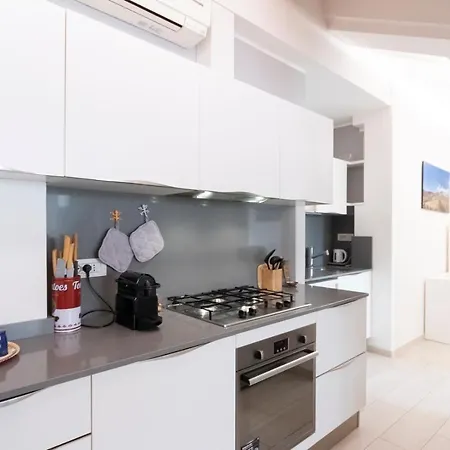 Mansarda Cola Apartamento Milão