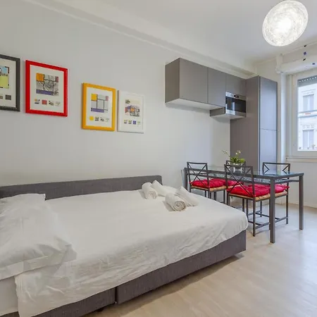 Darsena Navigli Apt - 800 M Far From P.ta Genova M2 Apartment *