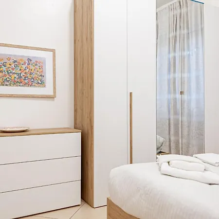 Bnbutler - Pellegrino Rossi, 42 - Ampio E Comodo Per 5 Apartment