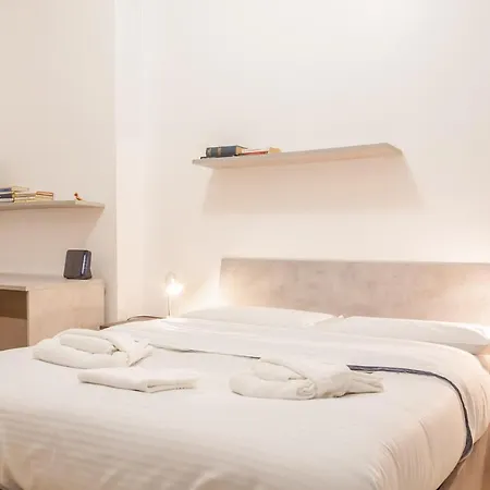 Bnbutler - Pellegrino Rossi, 42 - Ampio E Comodo Per 5 Apartment *