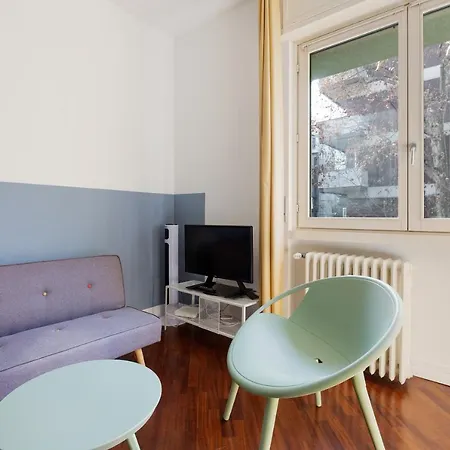 Guesthost - Near Piazza Firenze 아파트 *